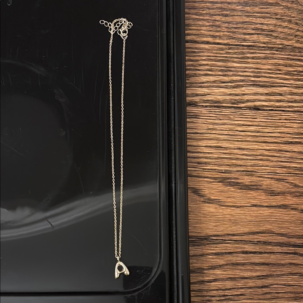 Women’s adorable A bubble necklace, never worn